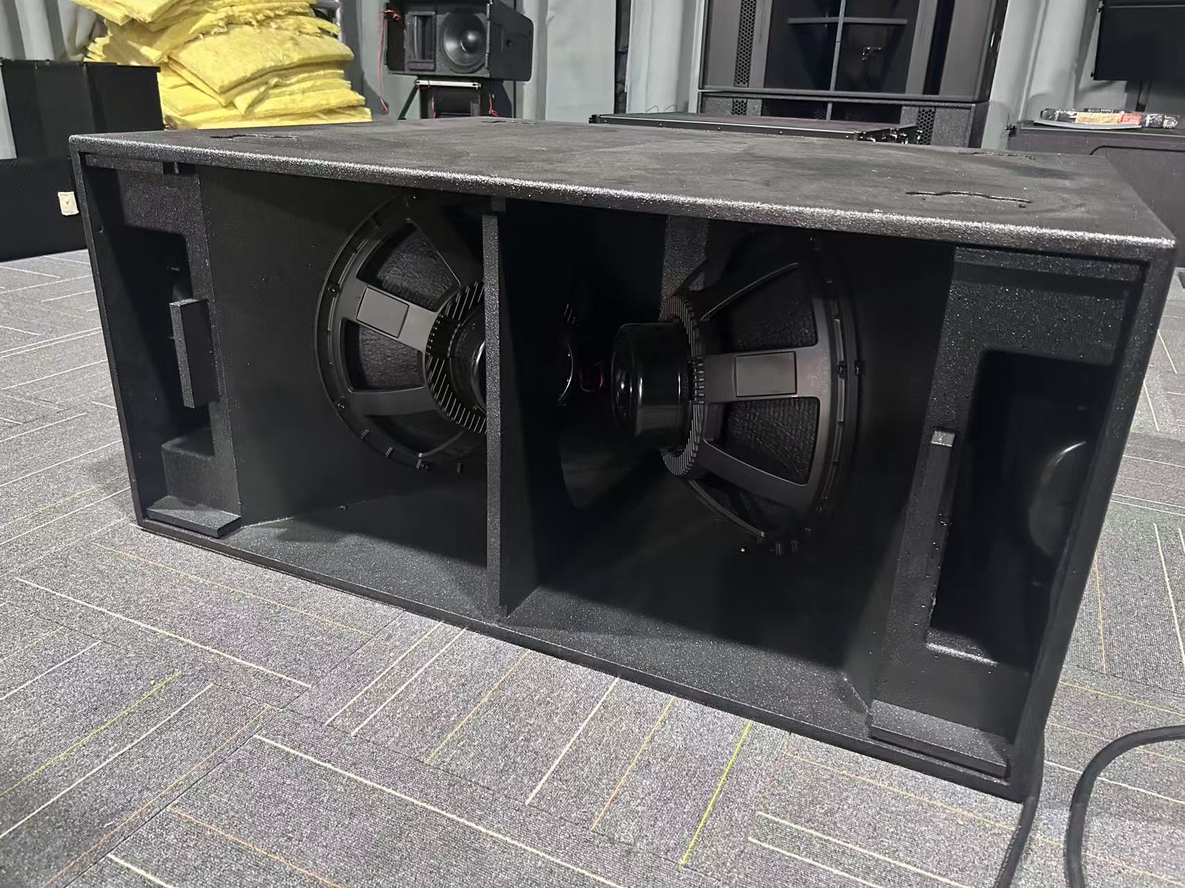 Profesjonalny system dźwiękowy – Subwoofer recenzja i cena